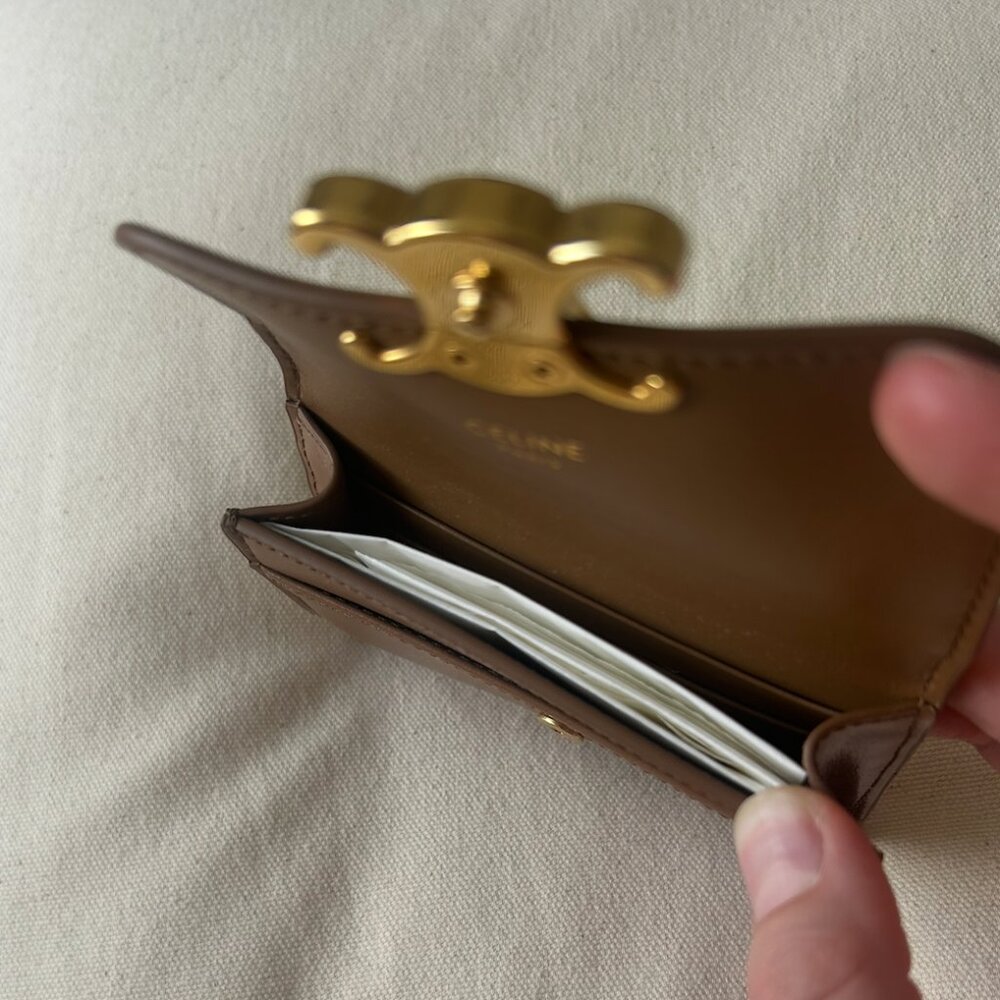 Celine Card Holder with Flap Triomphe - Picture 5 of 5